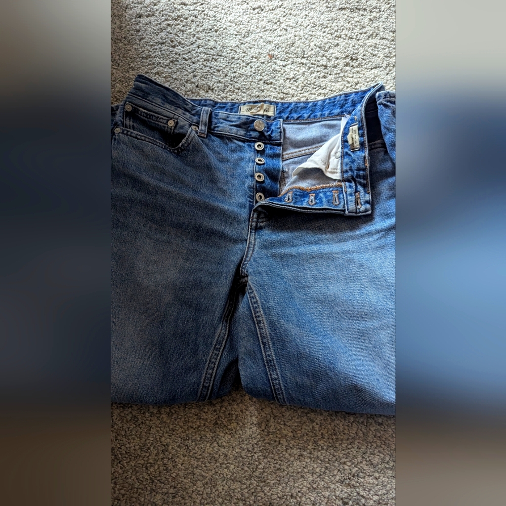 Madewell size 26 darted barrel leg denim  - EUC